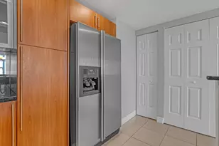 610 Clematis St, West Palm Beach, FL 33401 - Photo 11