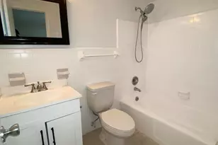 221 SE 3rd Ave, Boynton Beach, FL 33435 - Photo 13