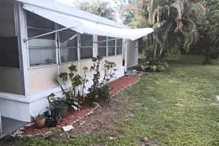 239 Cam Del Rio, Port Saint Lucie, FL 34952 - Photo 3