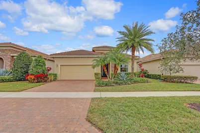 18029 SW Cosenza Way, Port Saint Lucie, FL 34986 - Photo 11