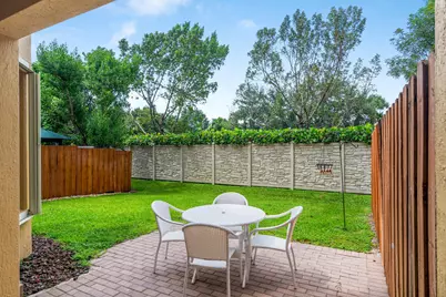 10384 Wellington Parc Drive, Wellington, FL 33449 - Photo 17