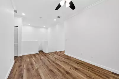 10384 Wellington Parc Drive, Wellington, FL 33449 - Photo 27