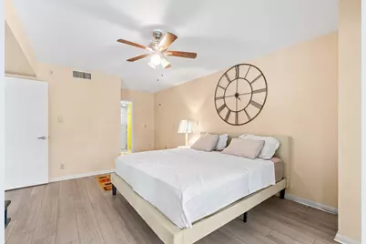 5380 Cedar Lake Drive, Unit #302, Boynton Beach, FL 33437 - Photo 17