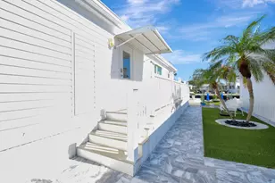 211 S Heron Dr, Briny Breezes, FL 33435 - Photo 7