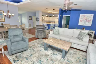 8154 14th Hole Dr, Port Saint Lucie, FL 34952 - Photo 9