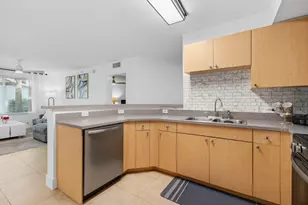 1202 Villa Cir, Boynton Beach, FL 33435 - Photo 23