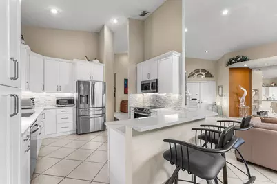 10654 Greenbriar Villa Drive, Lake Worth, FL 33449 - Photo 15