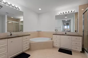 13 Harbour Isle Dr W, Fort Pierce, FL 34949 - Photo 9