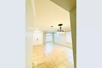 1807 Berkshire Circle SW, Vero Beach, FL 32968 - Photo 3