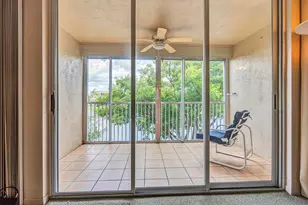 7562 Trent Dr, Tamarac, FL 33321 - Photo 27