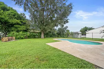 1357 Ryan Lane, Royal Palm Beach, FL 33411 - Photo 19