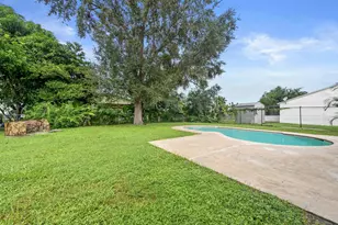 1357 Ryan Ln, Royal Palm Beach, FL 33411 - Photo 19