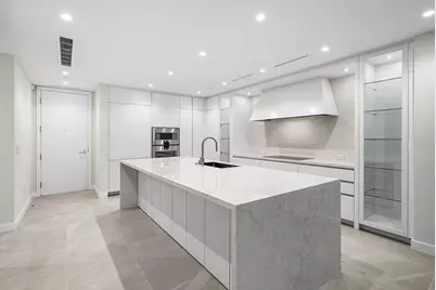 220 SE Mizner Boulevard, Unit #411, Boca Raton, FL 33432 - Photo 5