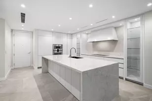 220 SE Mizner Blvd, Boca Raton, FL 33432 - Photo 5