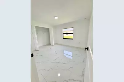 670 Chemstrand Street E, Unit #670, Lehigh Acres, FL 33974 - Photo 21