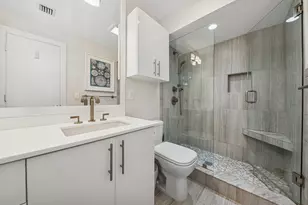 807 NE 1st St, Delray Beach, FL 33483 - Photo 11