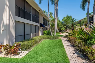 807 NE 1st Street #6w, Delray Beach, FL 33483 - Photo 1