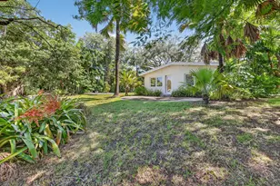 11620 SW 69th Ct, Pinecrest, FL 33156 - Photo 13