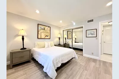 401 Clubhouse Circle, Unit #401A, Jupiter, FL 33477 - Photo 21