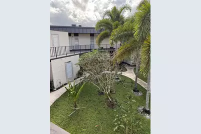 1 N Greenway, Unit #205, Royal Palm Beach, FL 33411 - Photo 3