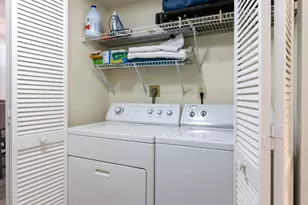 3050 Presidential Way, West Palm Beach, FL 33401 - Photo 23