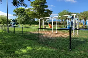 7835 Springfield Lake Dr, Lake Worth, FL 33467 - Photo 43