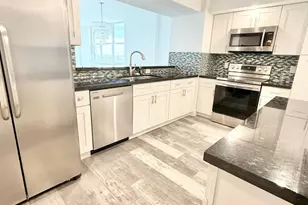 1150 Hillsboro Mile, Hillsboro Beach, FL 33062 - Photo 3