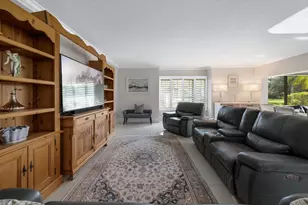 13400 Polo Rd W, Wellington, FL 33414 - Photo 11