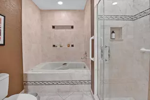 4 Eastgate Dr, Boynton Beach, FL 33436 - Photo 35