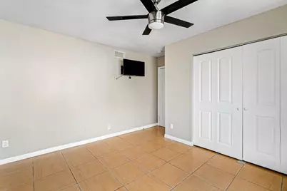 5090 Elmhurst Road, Unit #E, West Palm Beach, FL 33417 - Photo 17