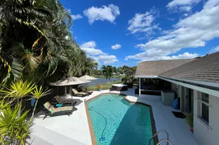 187 Parkwood Dr, Royal Palm Beach, FL 33411 - Photo 35