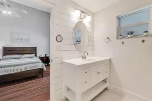 610 NW 207th Ave, Pembroke Pines, FL 33029 - Photo 27