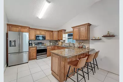 610 NW 207th Avenue, Pembroke Pines, FL 33029 - Photo 17