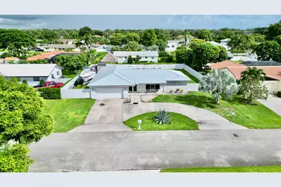 1861 Caribbean Road W, Lake Clarke Shores, FL 33406 - Photo 7