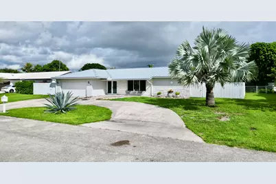 1861 Caribbean Road W, Lake Clarke Shores, FL 33406 - Photo 5