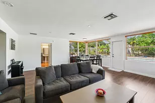 221 NE 17th St, Delray Beach, FL 33444 - Photo 13