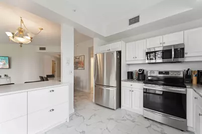 7546 La Paz Boulevard, Unit #105, Boca Raton, FL 33433 - Photo 15