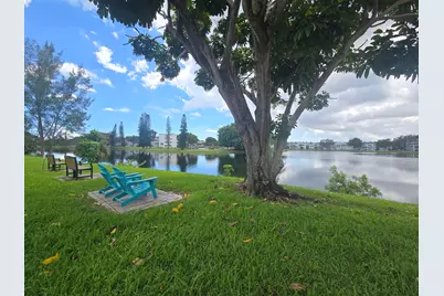 2010 Westbury F, Unit #2010, Deerfield Beach, FL 33442 - Photo 7