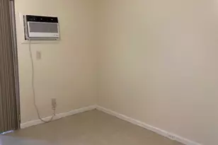 423 Chatham U, West Palm Beach, FL 33417 - Photo 9