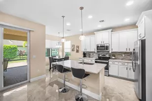 11416 SW Lake Park Dr, Port Saint Lucie, FL 34987 - Photo 9