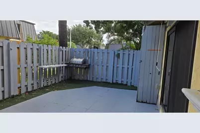 2312 Waterside Drive, Unit #38-B, Lake Worth, FL 33461 - Photo 5