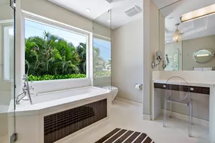 216 Colonial Ln, Palm Beach, FL 33480 - Photo 25