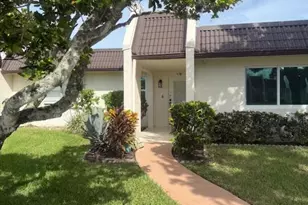178 Lake Susan Ln, West Palm Beach, FL 33411 - Photo 1