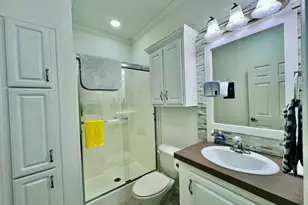 413 Hibiscus Dr, Deerfield Beach, FL 33442 - Photo 27
