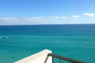 4200 N Ocean Dr, Singer Island, FL 33404 - Photo 11