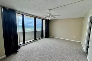 4200 N Ocean Dr, Singer Island, FL 33404 - Photo 19