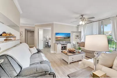 103 Yacht Club Way, Unit #206, Hypoluxo, FL 33462 - Photo 13