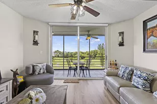 3465 Via Poinciana, Lake Worth, FL 33467 - Photo 7