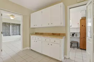 1190 NW 69th Ave, Margate, FL 33063 - Photo 17