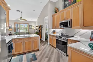 9946 Coronado Lake Dr, Boynton Beach, FL 33437 - Photo 15